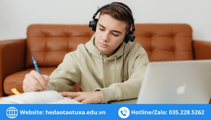 có nên học đại học từ xa không