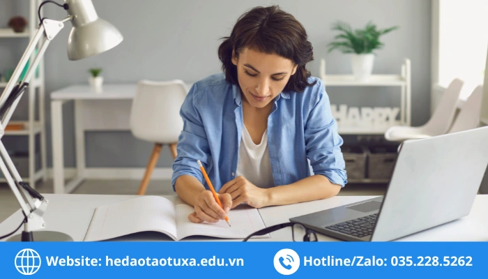 Học đại học online tại nhà hiệu quả